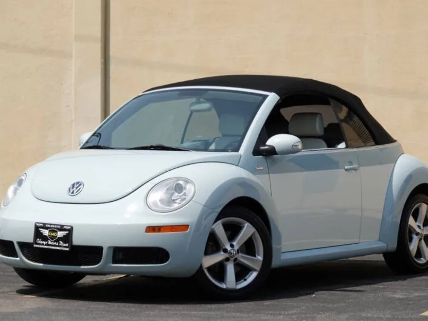 2010 Volkswagen Beetle Final Edition photo 1