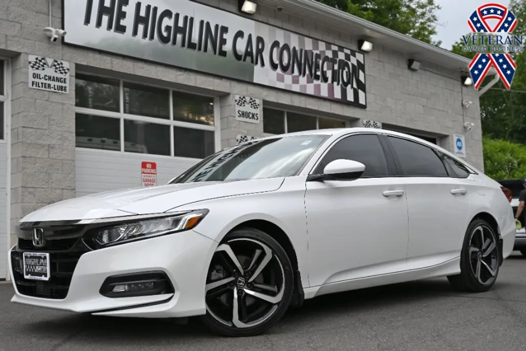 2019 Honda Accord Sport 1.5T photo 1