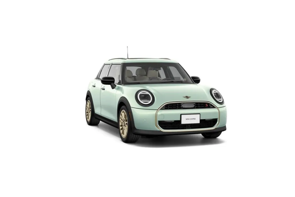 2025 Mini Cooper 4 Door Hardtop Signature photo 1
