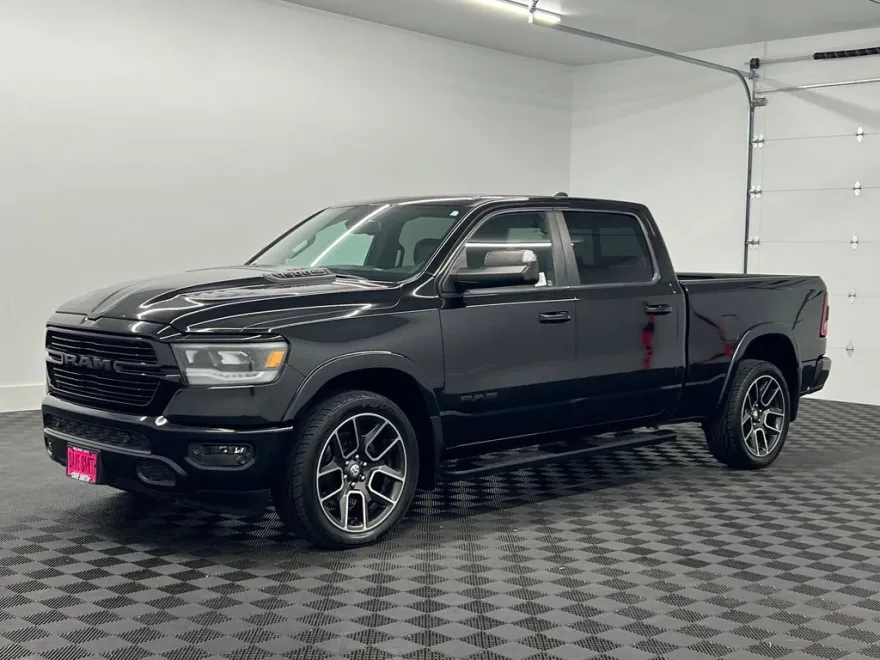 2019 Ram 1500 Laramie photo 1