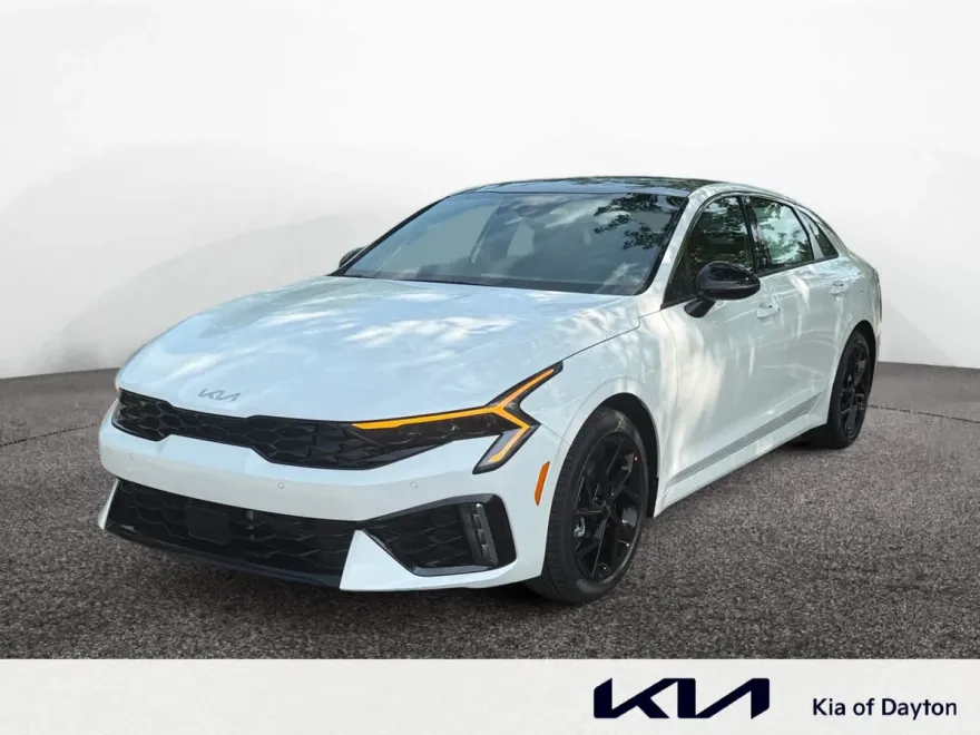 2026 Kia K5 GT-Line photo 1