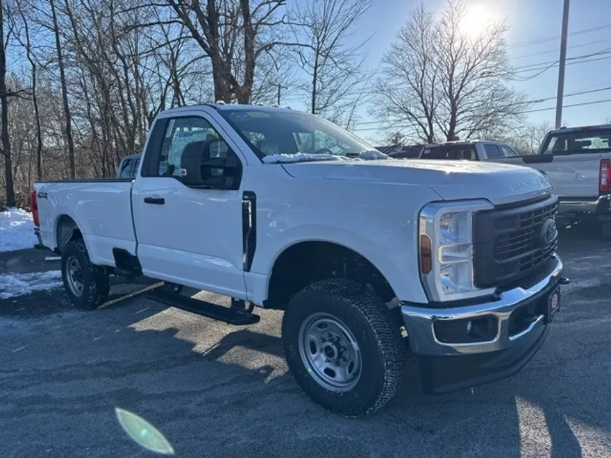 2025 Ford F-250 XL photo 1