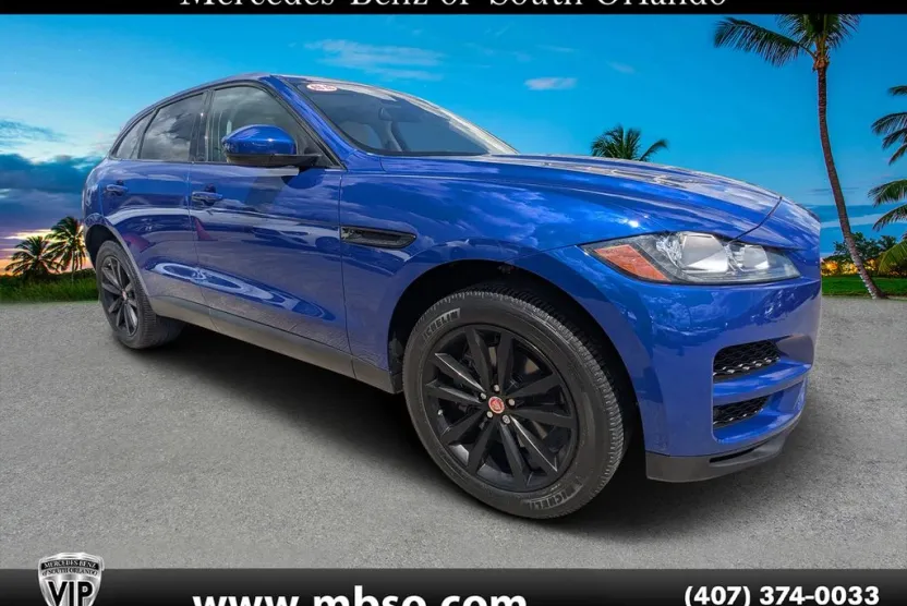 2018 Jaguar F-PACE Prestige photo 1