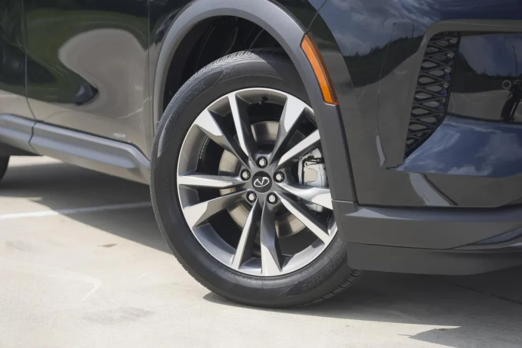 2025 Infiniti QX60 Luxe AWD photo 1
