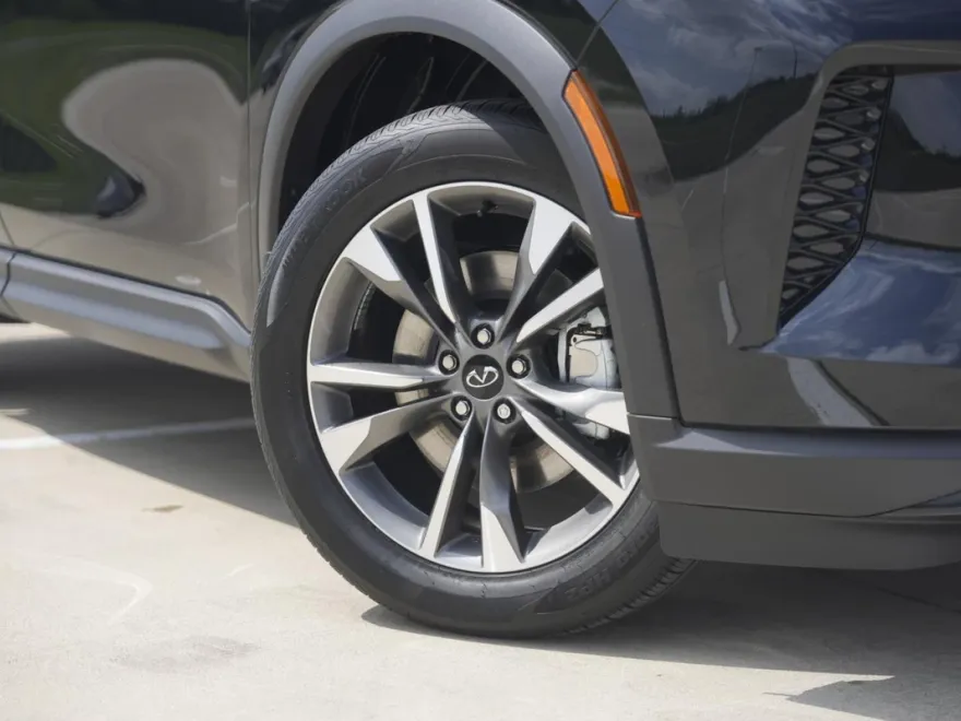 2025 Infiniti QX60 Luxe AWD photo 1