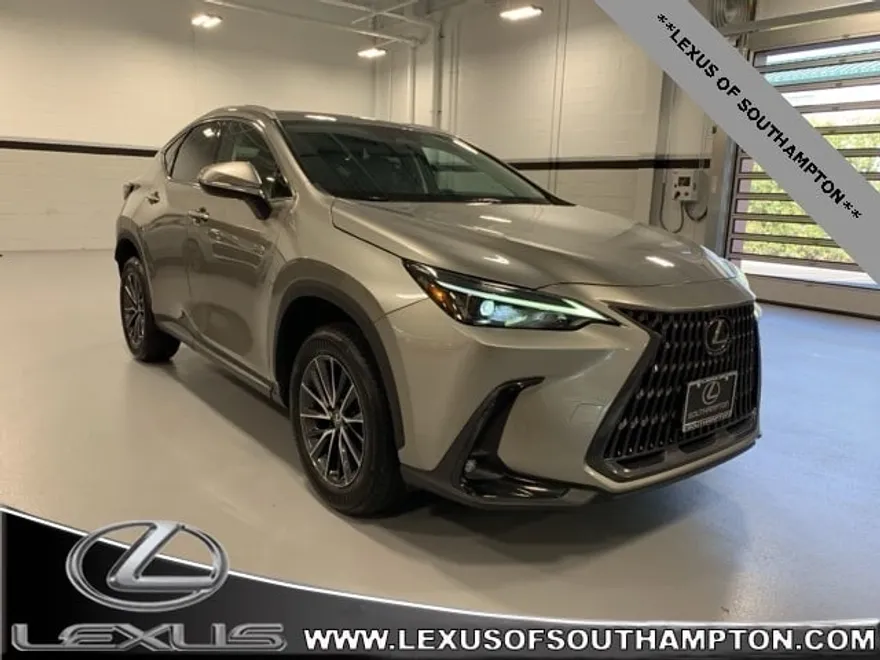 2022 Lexus NX 350 photo 1