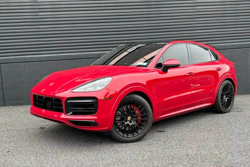 2023 Porsche Cayenne Coupe GTS photo 1