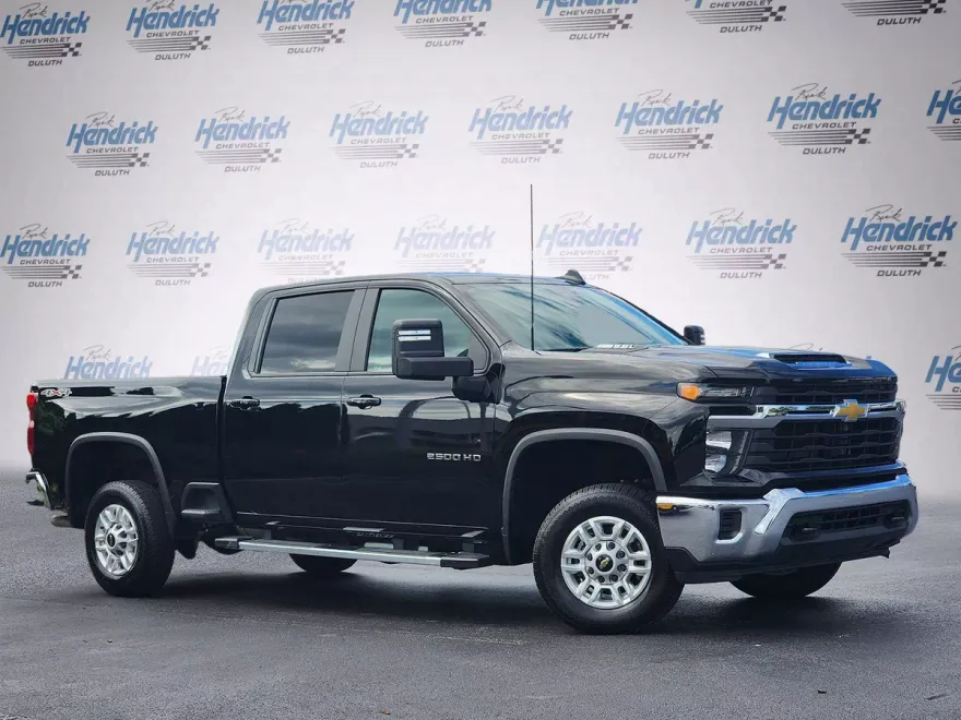 2024 Chevrolet Silverado 2500HD LT photo 1