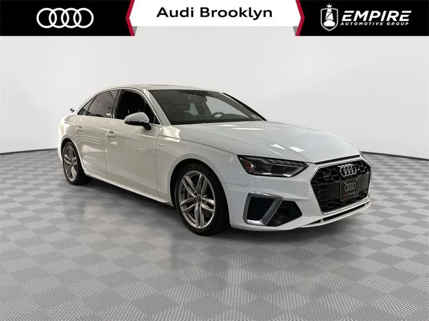 2022 Audi A4 Premium Plus 45 TFSI S line Quattro photo 1