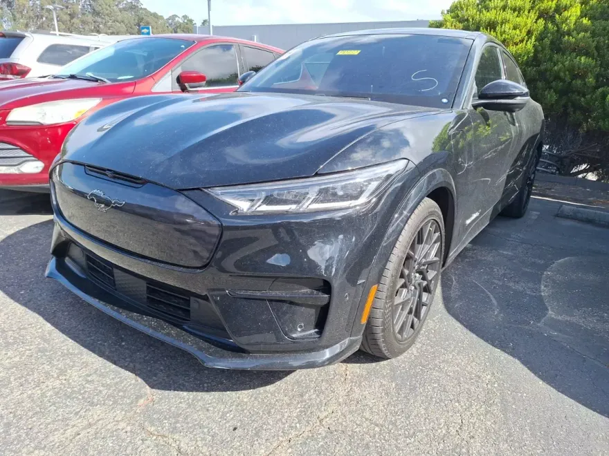 2023 Ford Mustang Mach-E GT photo 1
