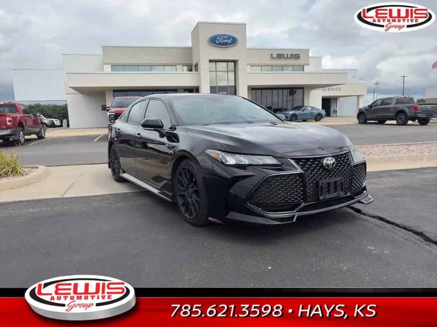 2021 Toyota Avalon TRD photo 1