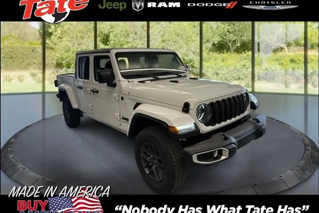 2025 Jeep Gladiator Sport S photo 1