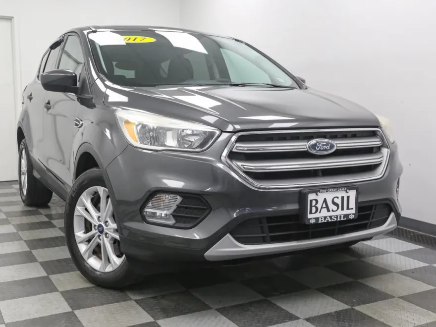 2017 Ford Escape SE photo 1