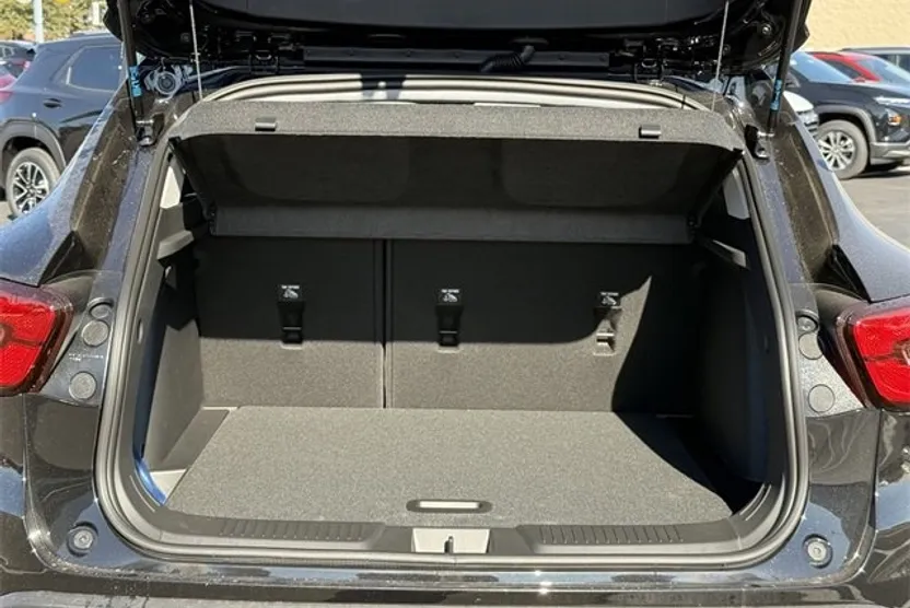 2026 Chevrolet Trax photo 1