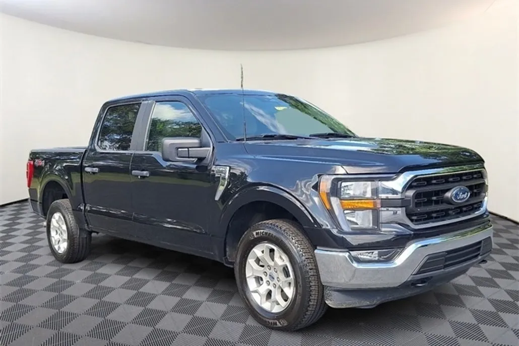 2023 Ford F-150 XLT photo 1