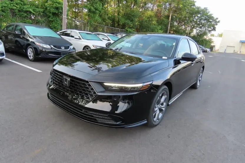 2025 Honda Accord Hybrid EX-L photo 1