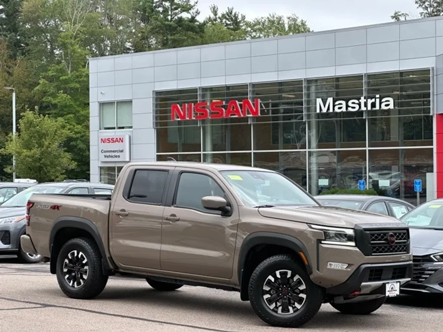 2024 Nissan Frontier PRO-4X photo 1