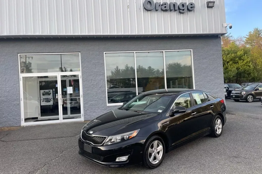 2014 Kia Optima LX photo 1