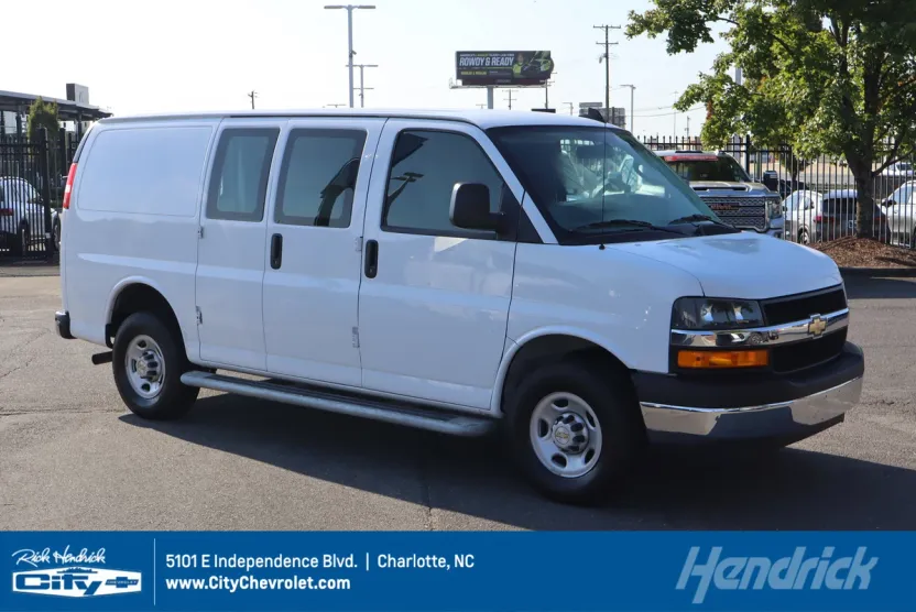 2024 Chevrolet Express Cargo 2500 photo 1