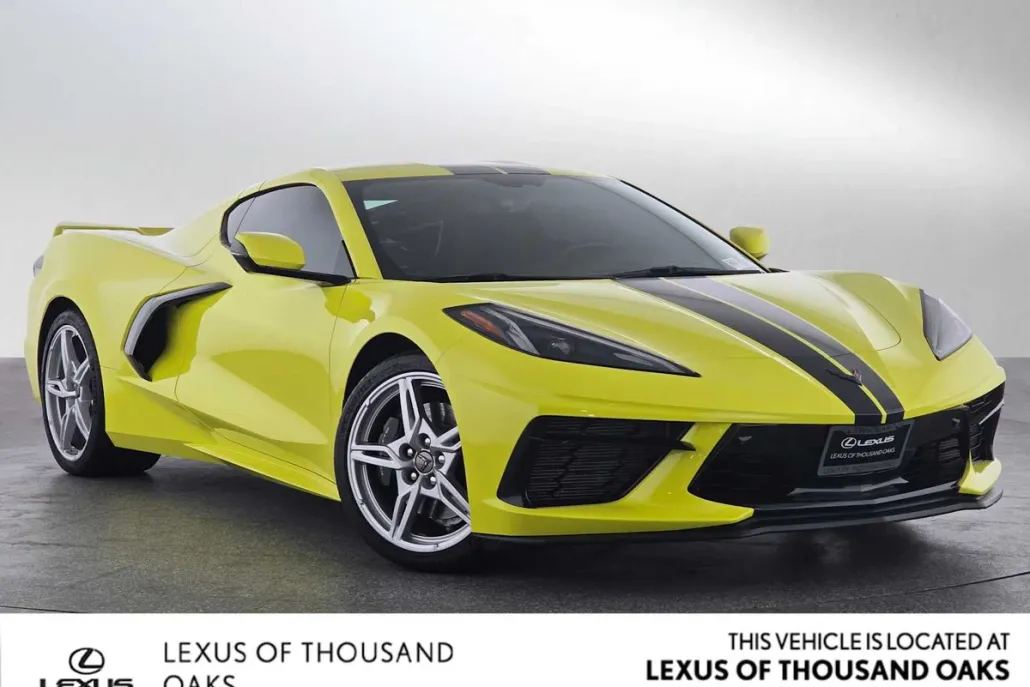 2020 Chevrolet Corvette Stingray 2LT photo 1