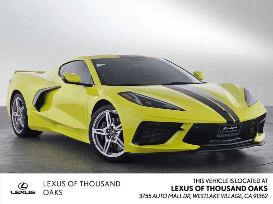 2020 Chevrolet Corvette Stingray 2LT photo 1