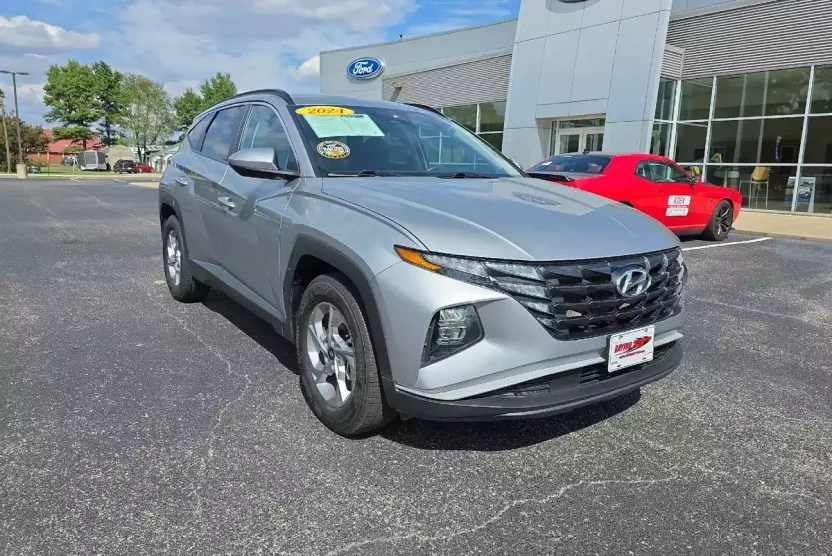 2024 Hyundai Tucson SEL photo 1