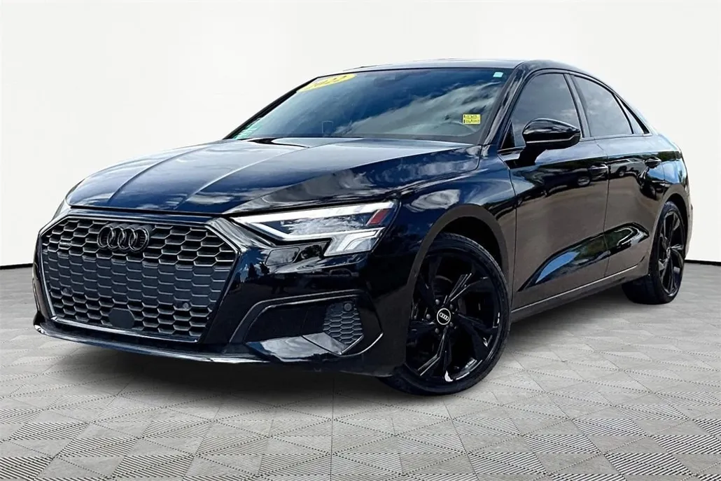 2022 Audi A3 Premium Plus 40 TFSI Quattro S line photo 1