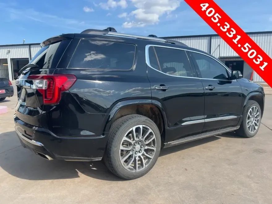 2023 Gmc Acadia Denali photo 1
