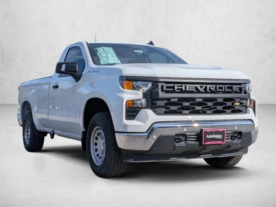 2025 Chevrolet Silverado 1500 photo 1
