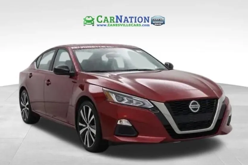 2019 Nissan Altima 2.5 photo 1