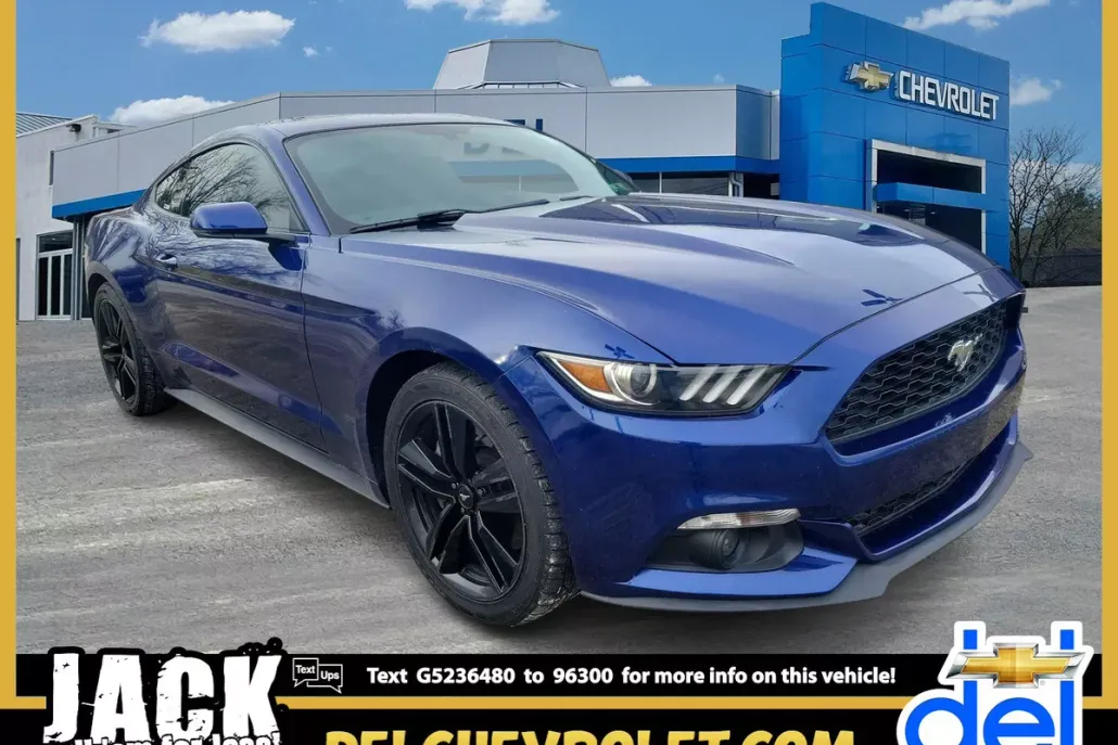 2016 Ford Mustang EcoBoost photo 1