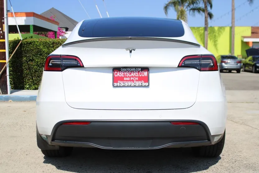 2021 Tesla Model Y Long Range photo 1