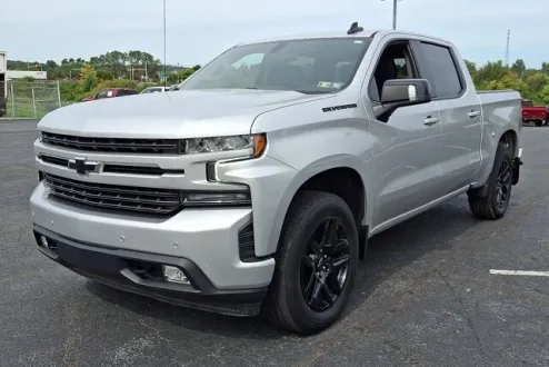 2022 Chevrolet Silverado 1500 RST photo 3