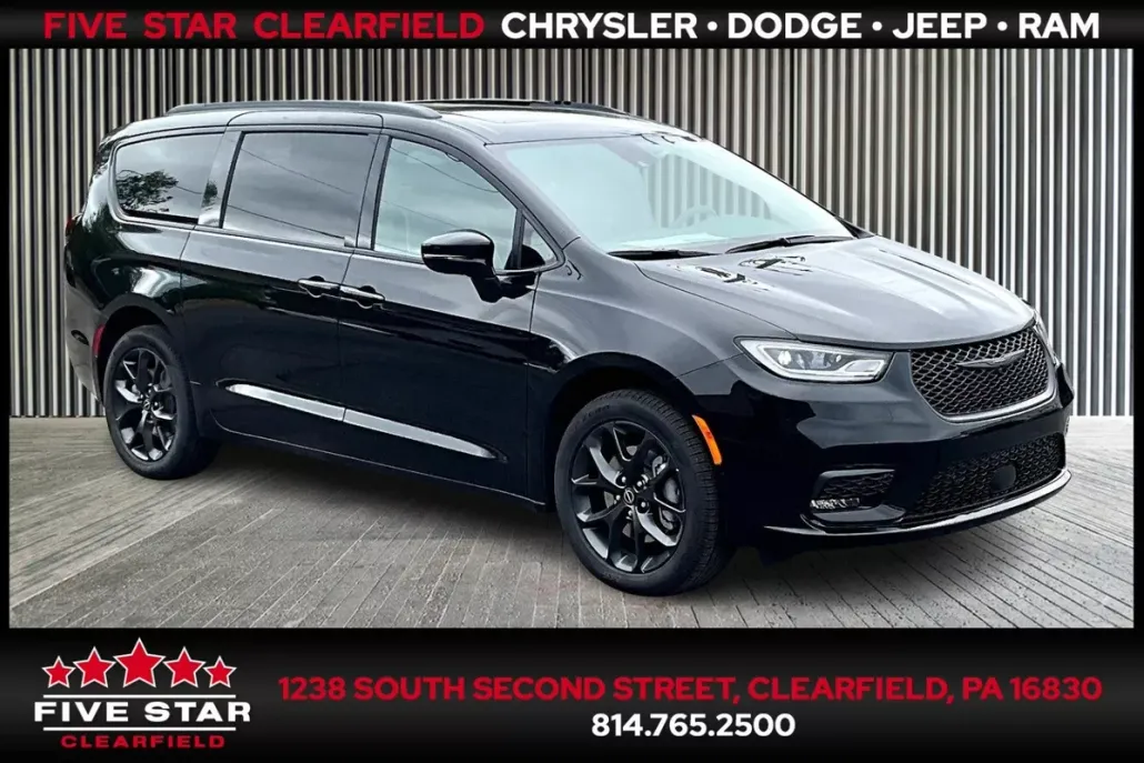 2026 Chrysler Pacifica Limited photo 1