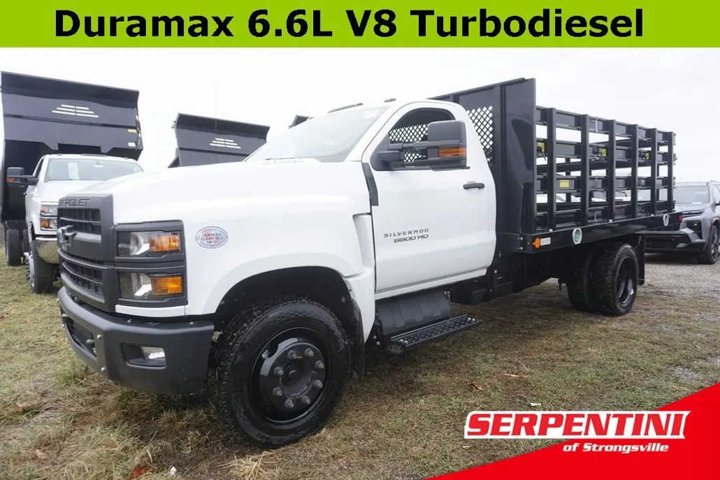 2024 Chevrolet Silverado 6500HD Work Truck photo 1