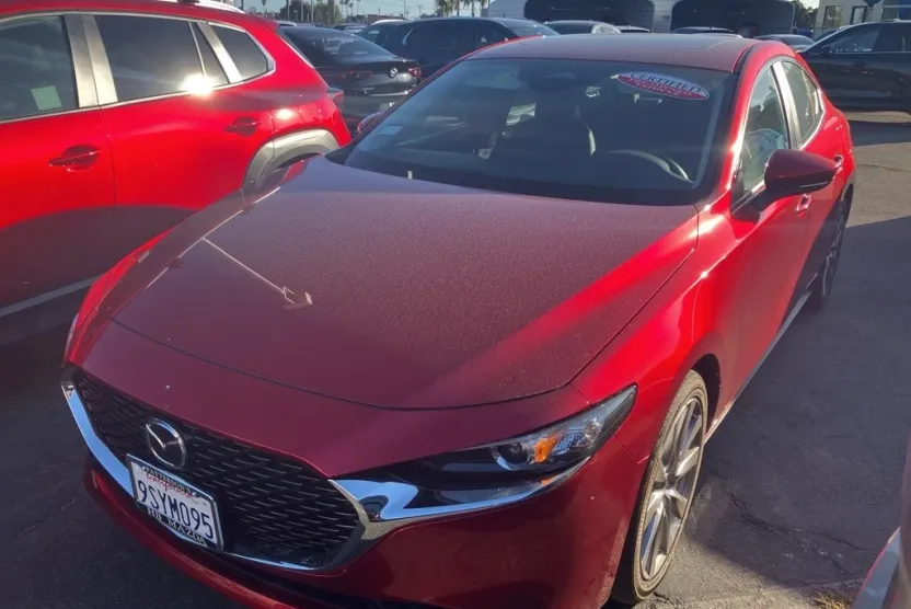 2025 Mazda Mazda3 2.5 s Preferred photo 1
