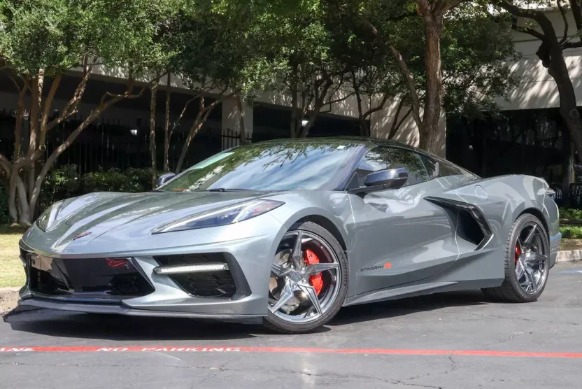 2023 Chevrolet Corvette Stingray 2LT photo 1