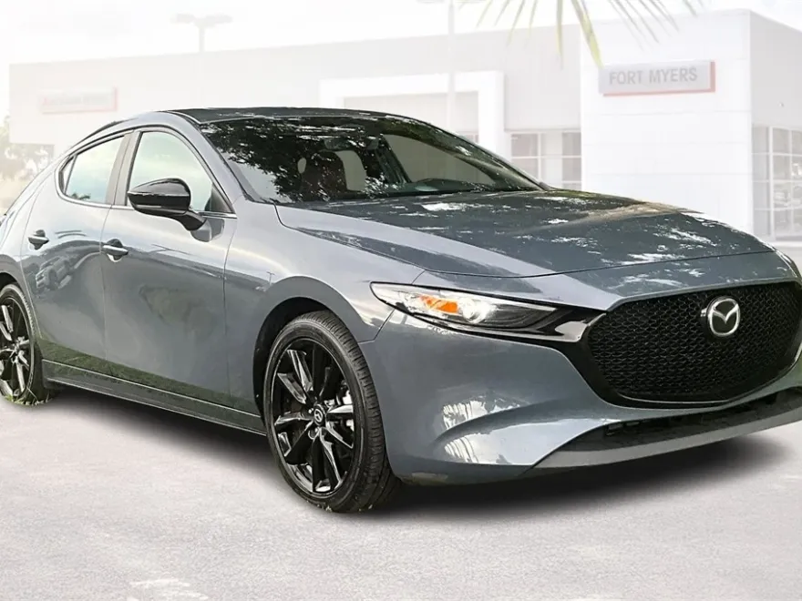 2024 Mazda Mazda3 Preferred photo 1