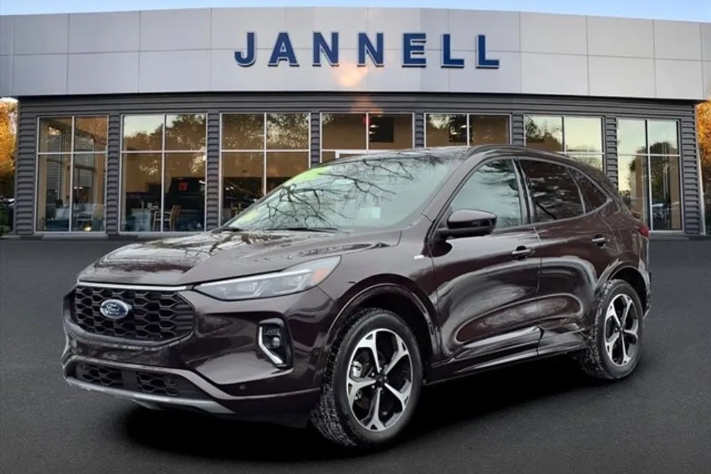 2023 Ford Escape ST-Line Elite photo 1