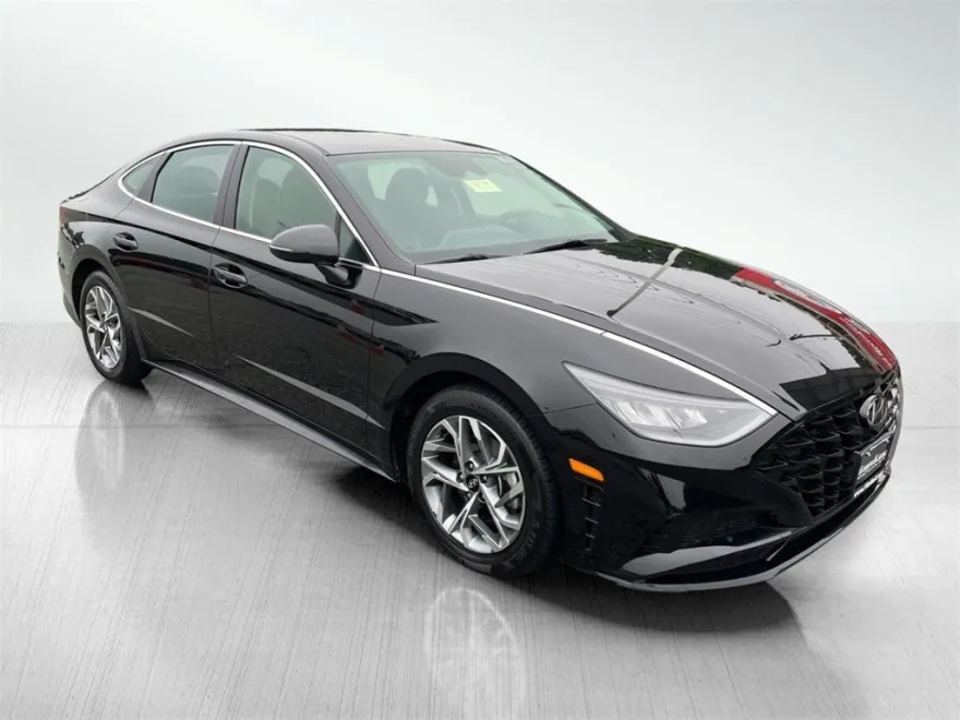 2023 Hyundai Sonata SEL photo 1
