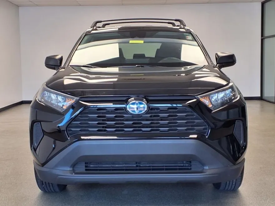 2022 Toyota RAV4 Hybrid LE photo 1