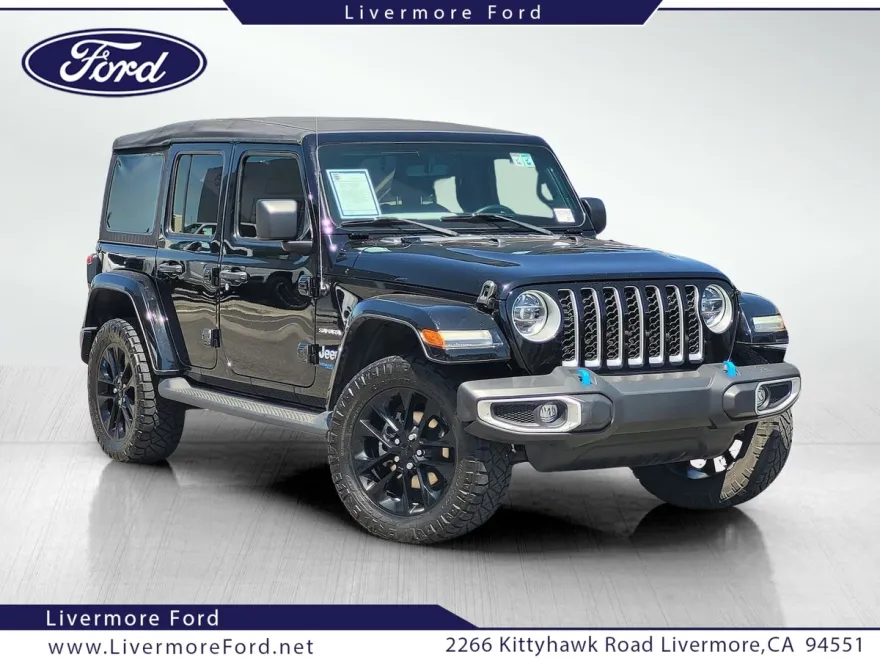 2022 Jeep Wrangler Unlimited Sahara 4xe photo 1