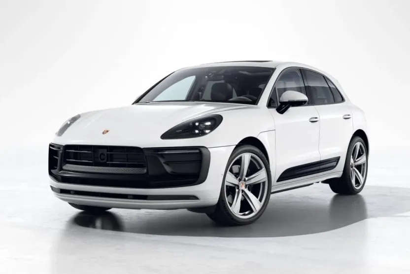 2026 Porsche Macan T photo 1