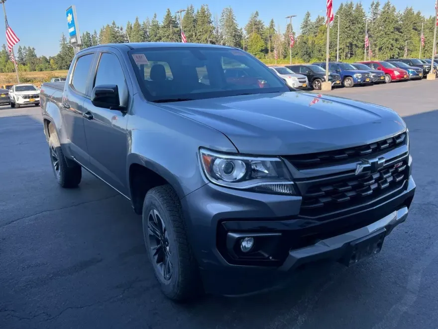 2022 Chevrolet Colorado Z71 photo 1