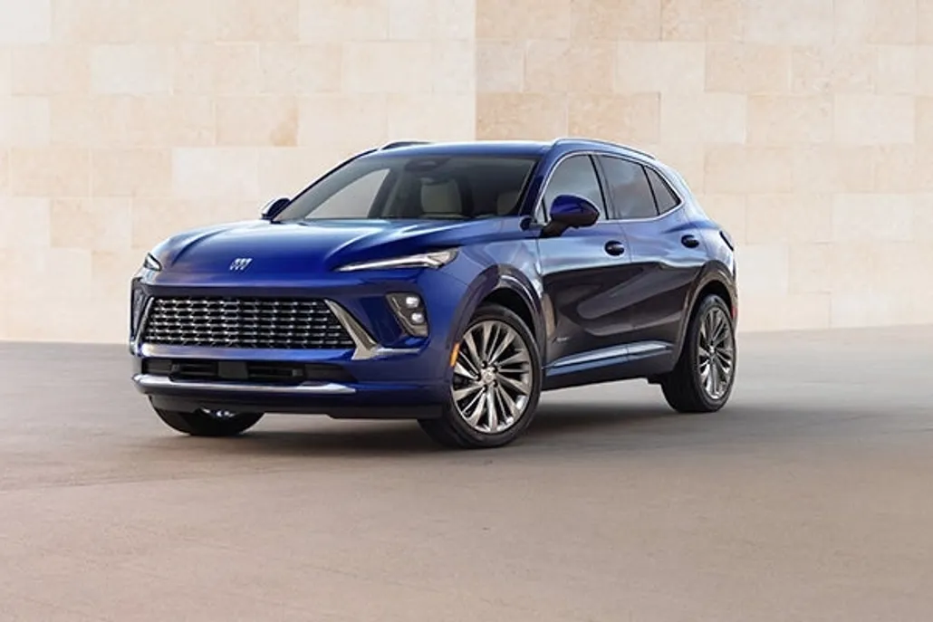2025 Buick Envision Sport Touring photo 1