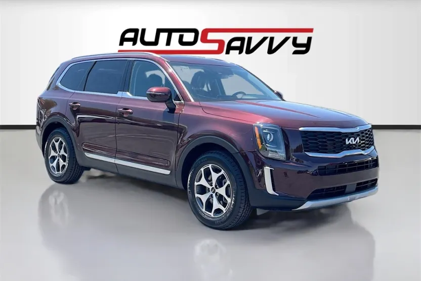 2022 Kia Telluride SX photo 1