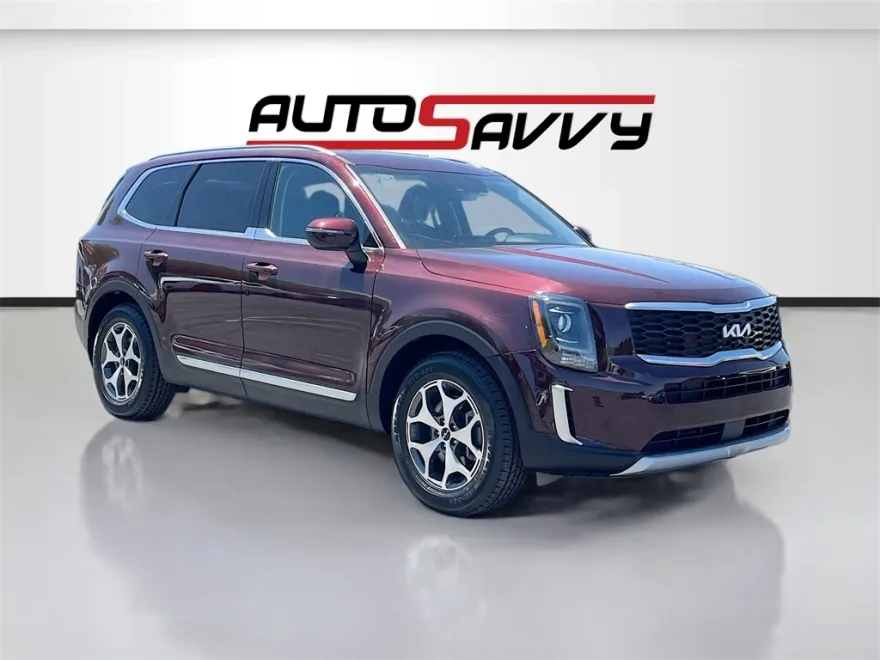 2022 Kia Telluride SX photo 1