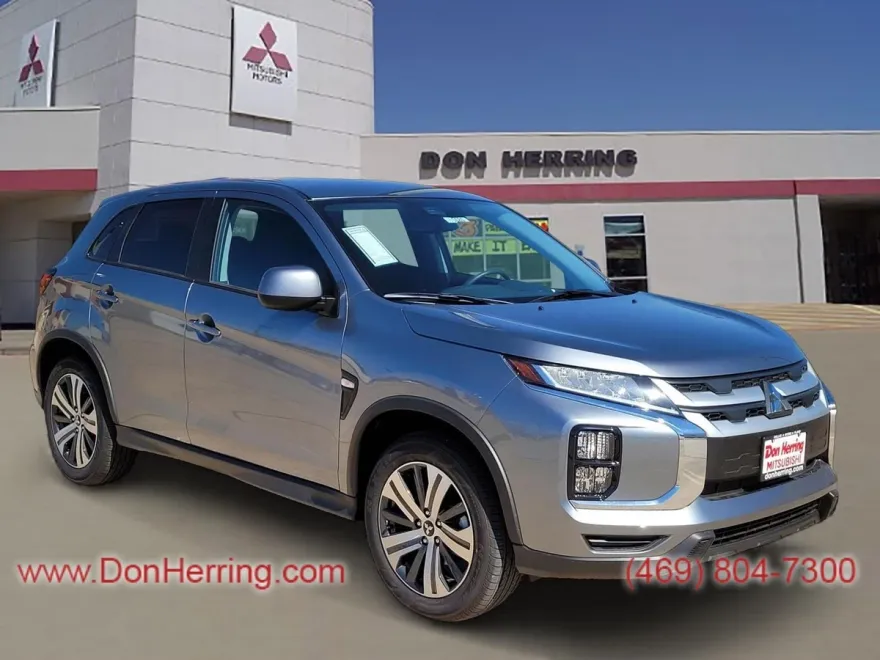 2024 Mitsubishi Outlander Sport ES photo 1