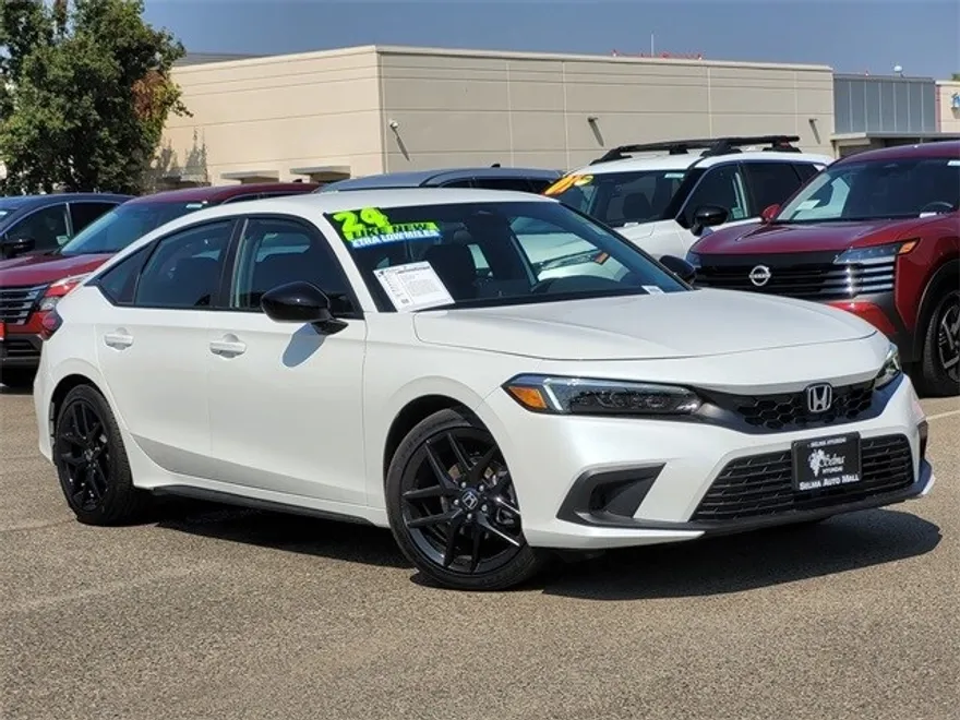 2024 Honda Civic Sport Hatchback photo 1