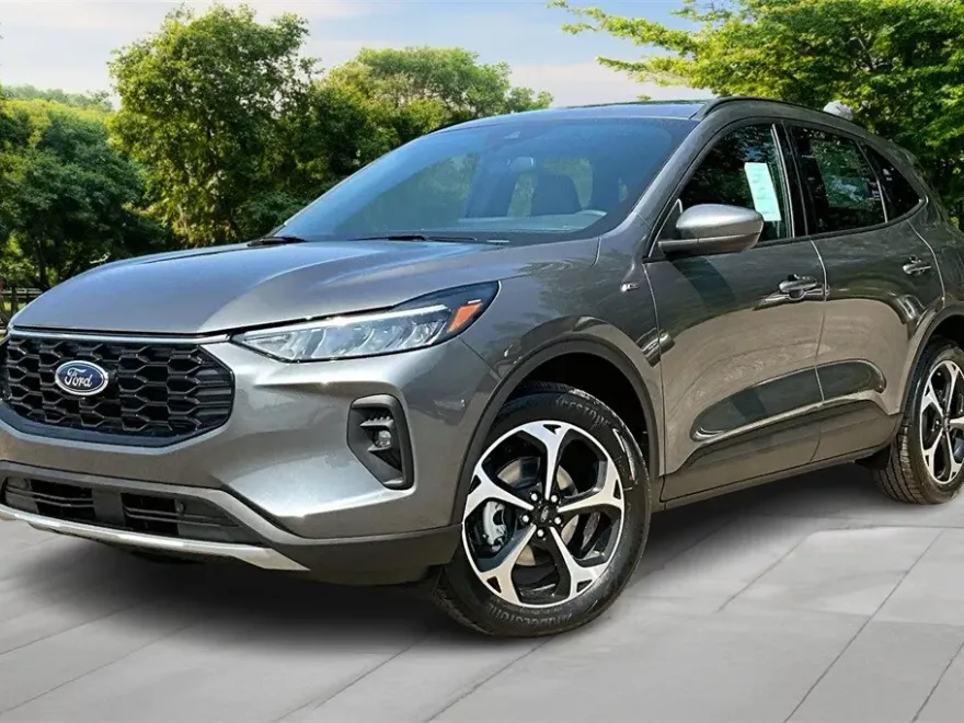 2025 Ford Escape ST-Line Select photo 1